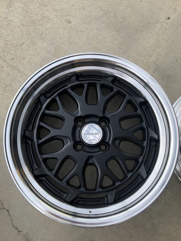 新作ホイール入荷！